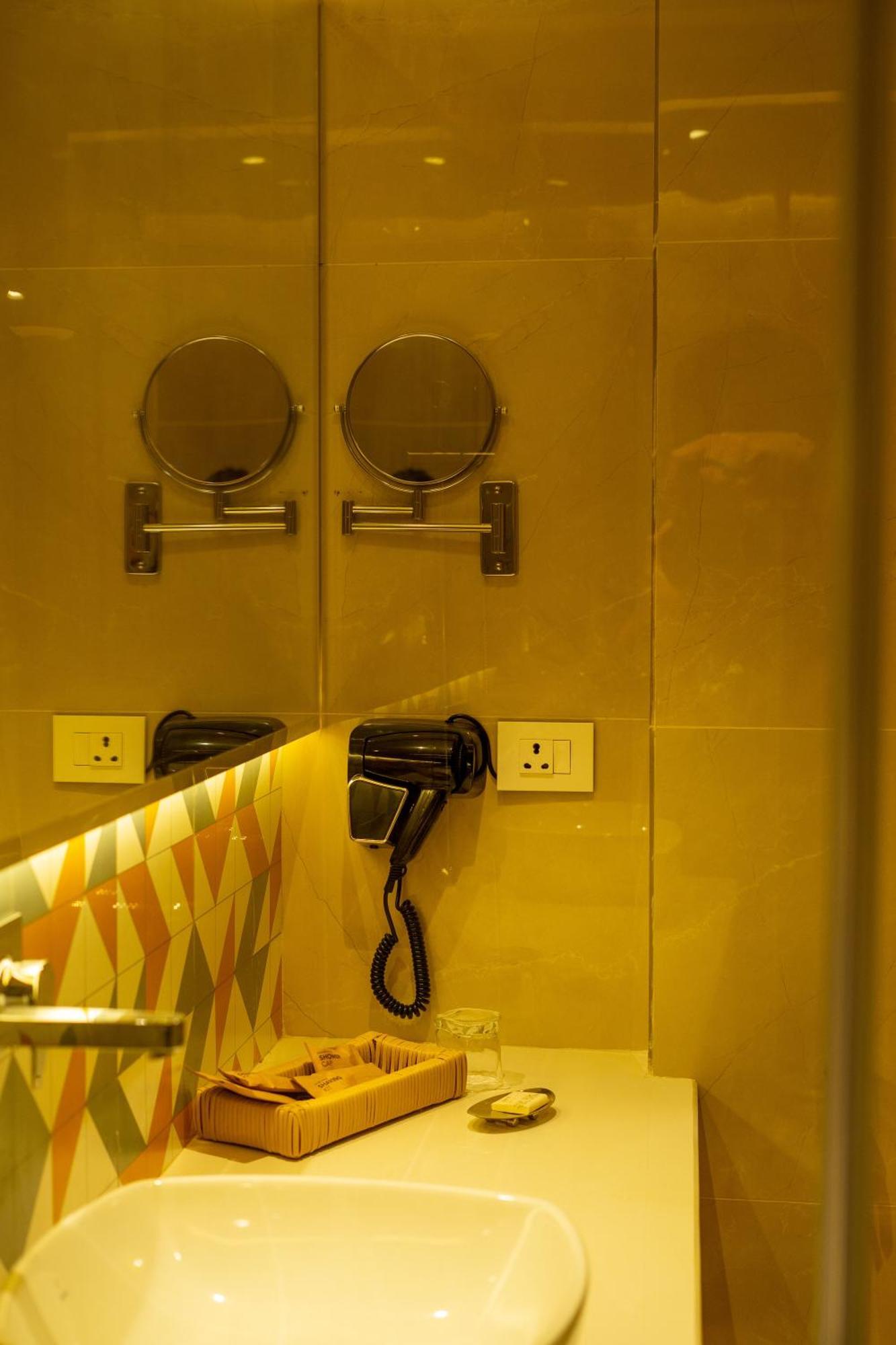 Best Western Ah1 Амритсар Екстериор снимка